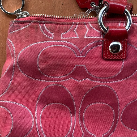 100% Authentic Coach Poppy Signature Glam Tote | Pre-loved | GUC - Picture 8 of 9